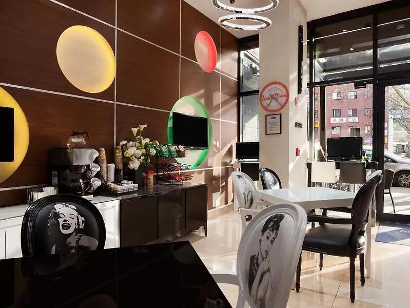 Howard Johnson Soho New York 3*,  United States