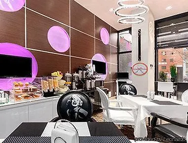Howard Johnson Soho New York 3*,
