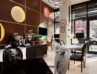 *** Hotel Howard Johnson Soho New York United States