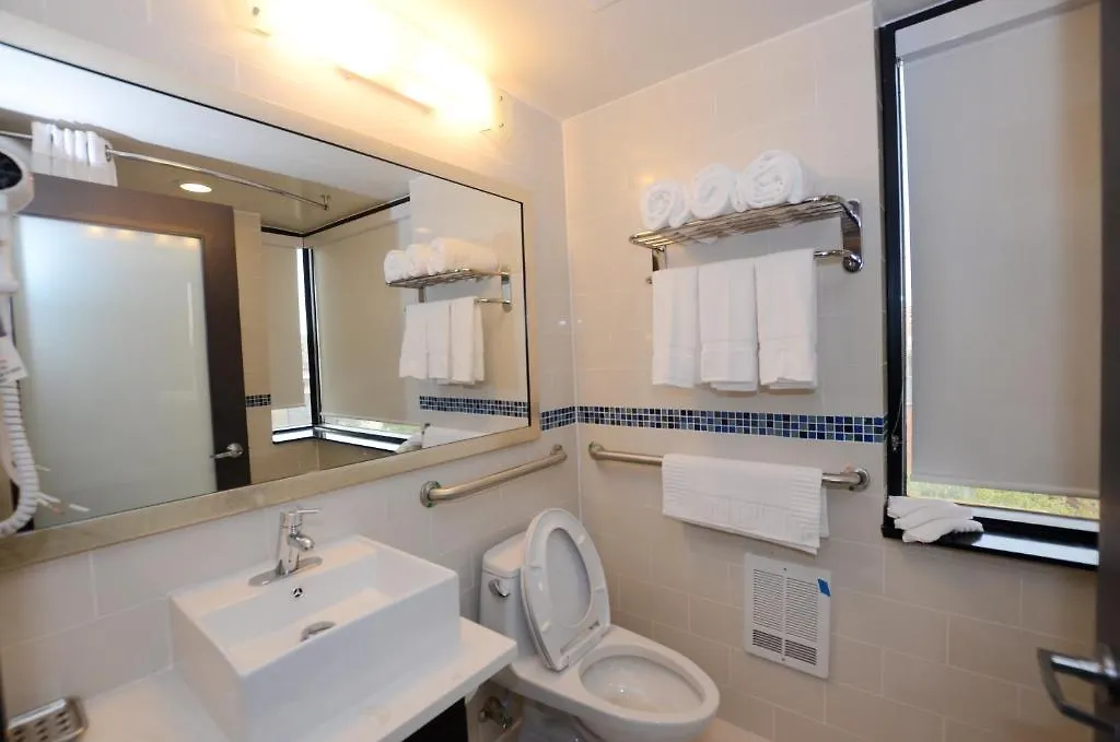 Howard Johnson Soho New York